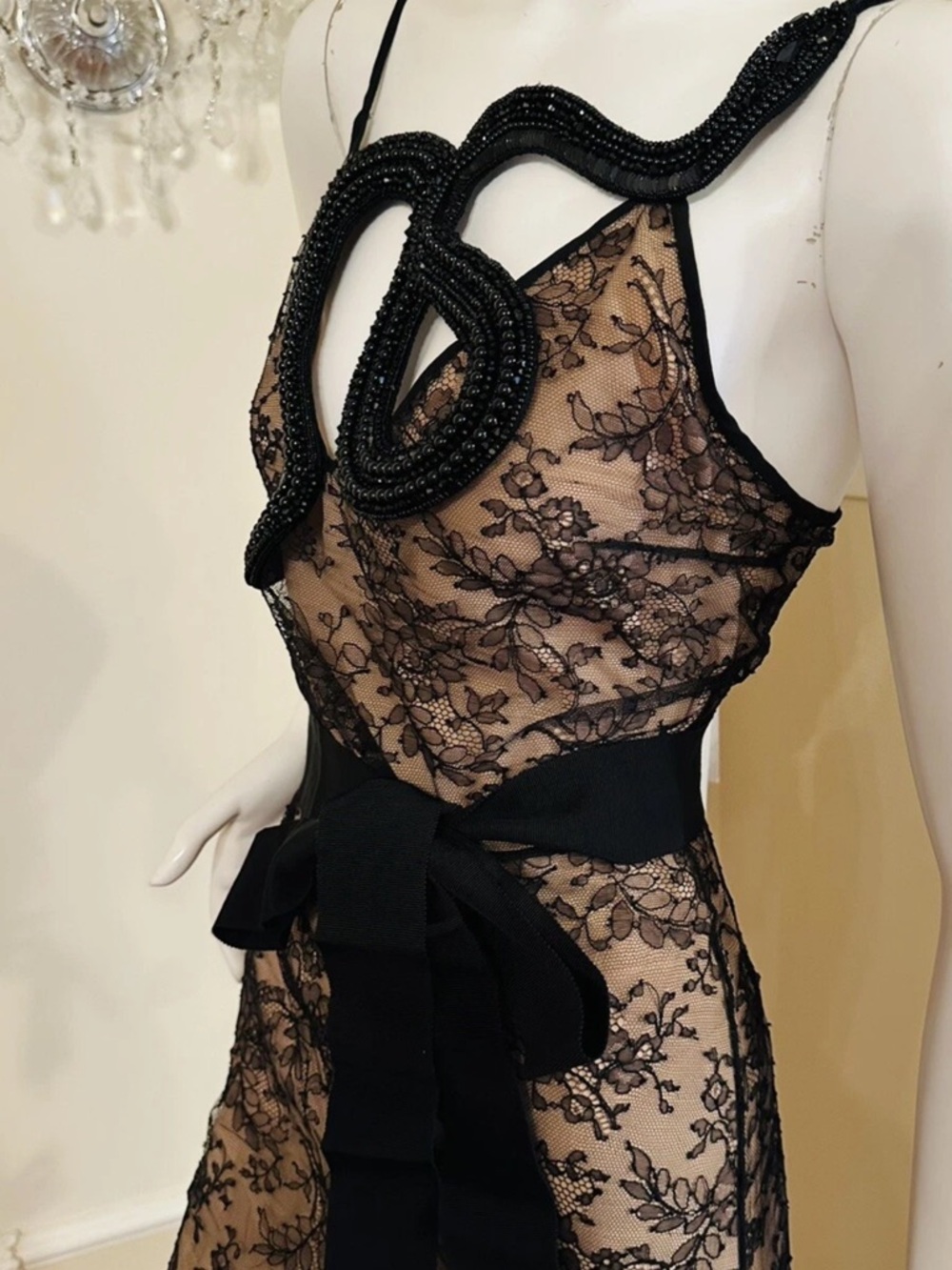GUCCI SNAKE BLACK EMBROIDERY Silk Lined CHANTILLY LACE DRESS SIZE 42 IT - Picture 7 of 16